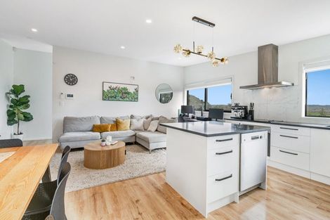 Photo of property in 35a St James Avenue, Helensville, 0800