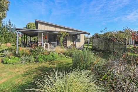 Photo of property in 219a Porangahau Road, Waipukurau, 4200