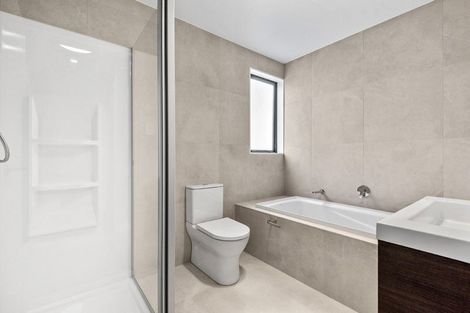 Photo of property in 30 Te Aniwaniwa Terrace, Albany, Auckland, 0632