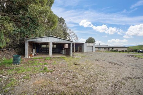 Photo of property in 40 Whyte Road, Happy Valley, Tuatapere, 9691