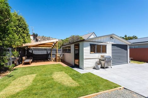 Photo of property in 35 Celia Street, Redcliffs, Christchurch, 8081