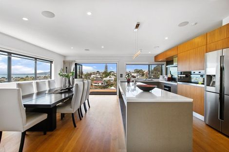 Photo of property in 73 East Coast Road, Castor Bay, Auckland, 0620