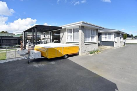 Photo of property in 32 Reynolds Avenue, Bishopdale, Christchurch, 8053
