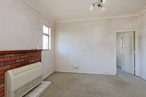 Photo of property in 206 Wolseley Street, Mayfair, Hastings, 4122