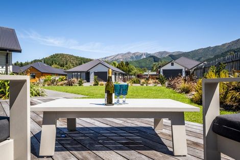Photo of property in 5 Dumblane Way, Hanmer Springs, 7334