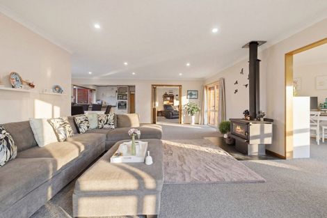 Photo of property in 9 Huntly Road, Outram, 9019