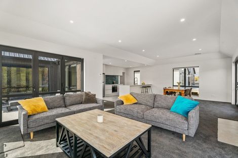 Photo of property in 37 Farrant Drive, Wanaka, 9305