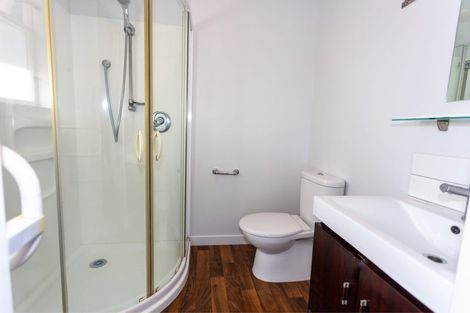 Photo of property in 32 Vagues Road, Northcote, Christchurch, 8052