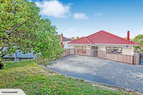 Photo of property in 1/445 Mount Albert Road, Mount Roskill, Auckland, 1041