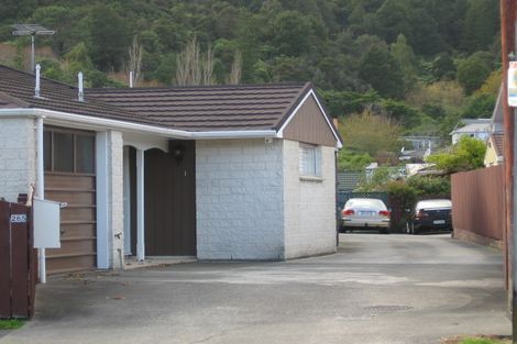 Photo of property in 4/265 Stokes Valley Road, Stokes Valley, Lower Hutt, 5019