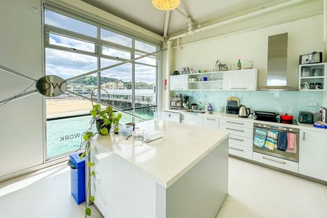 Photo of property in 1 Queens Parade, Devonport, Auckland, 0624