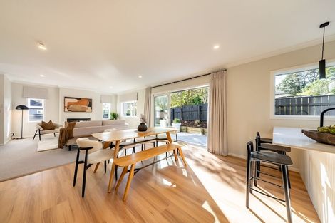 Photo of property in 70a Heretaunga Square, Silverstream, Upper Hutt, 5019