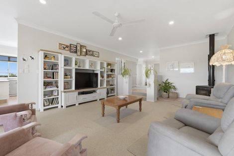 Photo of property in 15 Diamond Head, Hairini, Tauranga, 3112