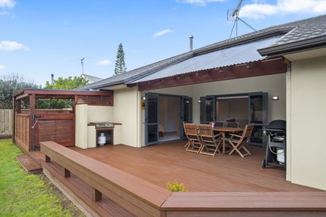 Photo of property in 18 Tonkin Place, Buckland, Pukekohe, 2677