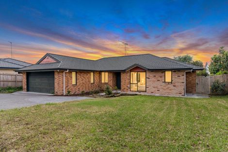 Photo of property in 100 Greenhithe Road, Greenhithe, Auckland, 0632