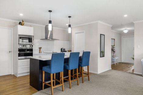 Photo of property in 70 Awataha Crescent, Pyes Pa, Tauranga, 3110