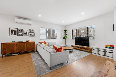 Photo of property in 21 Autumn Blaze Street, Hobsonville, Auckland, 0616