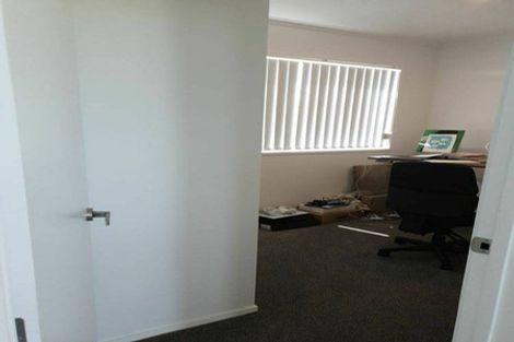 Photo of property in 24/1 Scott Road, Hobsonville, Auckland, 0616