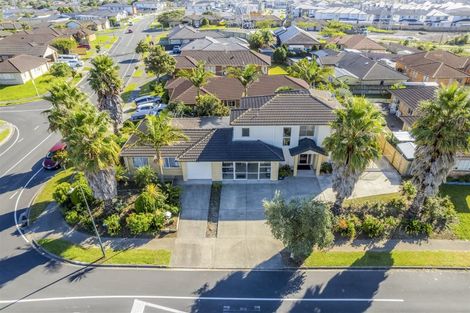 Photo of property in 2 Dunaff Place, Flat Bush, Auckland, 2019