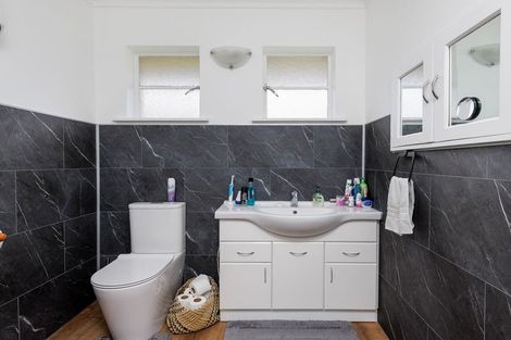 Photo of property in 2 Mill Road, Waimate, 7924