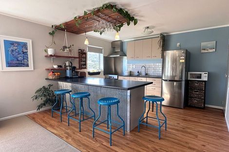 Photo of property in 67 Victory Avenue, Karori, Wellington, 6012