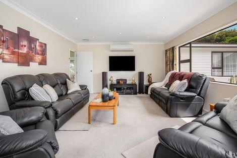 Photo of property in 87 Oriel Avenue, Tawa, Wellington, 5028