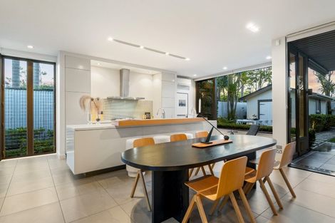 Photo of property in 7 Peel Street, Westmere, Auckland, 1022