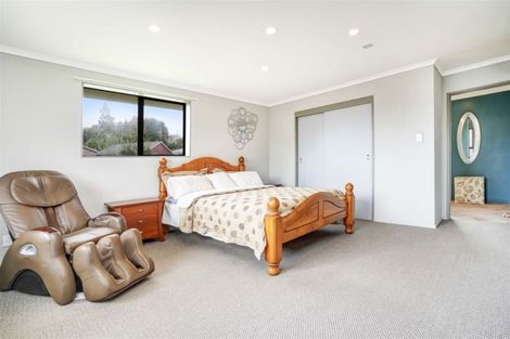 Photo of property in 2 Vista Terrace, Hillcrest, Hamilton, 3216