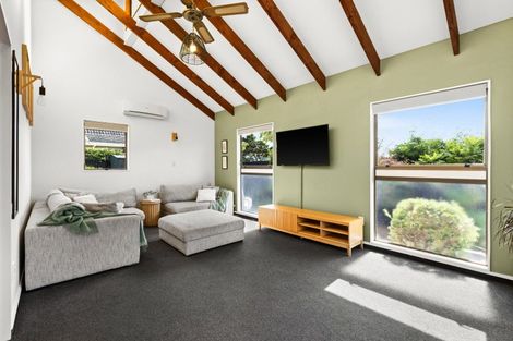 Photo of property in 1/50a Avenue Road, Greenmeadows, Napier, 4112