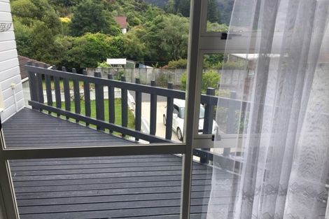 Photo of property in 2 Sorrento Way, Silverstream, Upper Hutt, 5019