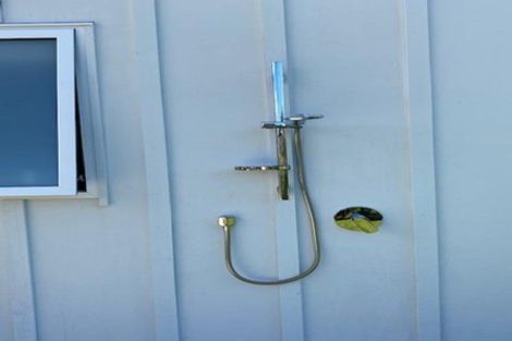 Photo of property in 4 Maeha Drive, Matakana, 0985