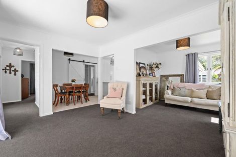 Photo of property in 4 Sutton Crescent, Hillcrest, Hamilton, 3216