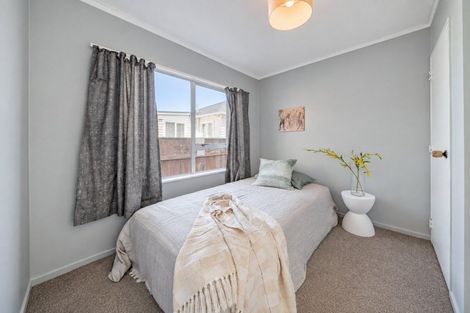 Photo of property in 2/14 Plunket Avenue, Petone, Lower Hutt, 5012
