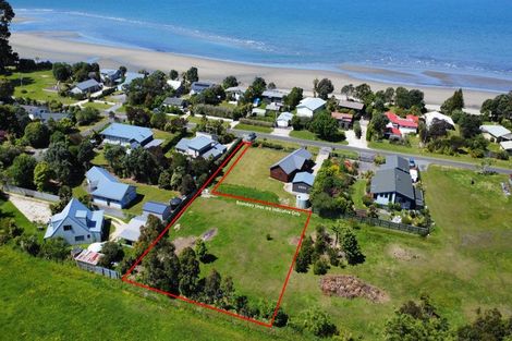 Photo of property in 69 Bishop Road, Parapara, Collingwood, 7182