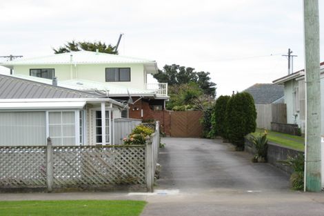 Photo of property in 18b Sackville Street, Fitzroy, New Plymouth, 4312