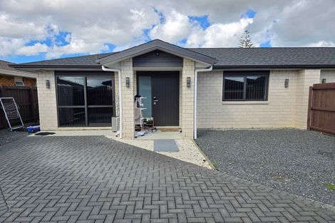 Photo of property in 5b Von Sturmer Street, Mangere East, Auckland, 2024