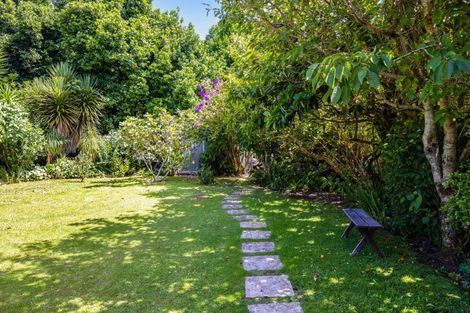 Photo of property in 14 List Street, Welbourn, New Plymouth, 4310