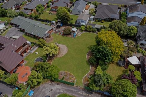 Photo of property in 8 Hanmer Place, Highbury, Palmerston North, 4412