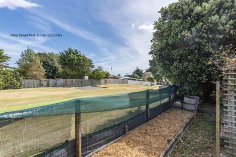 Photo of property in 337 Te Horo Beach Road, Te Horo Beach, Otaki, 5581