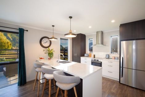 Photo of property in 10 Lakefield Close, Kingston, Athol, 9793