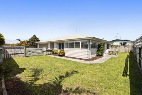 Photo of property in 56c Hartford Avenue, Papamoa Beach, Papamoa, 3118