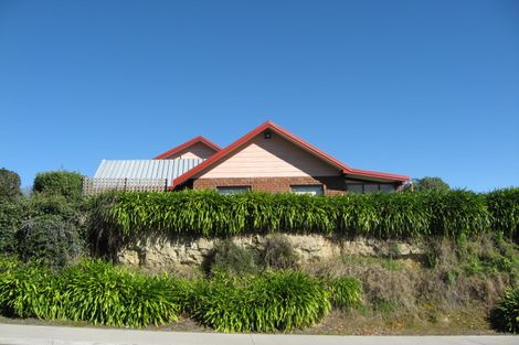 Photo of property in 58 Lucknow Road, Havelock North, 4130