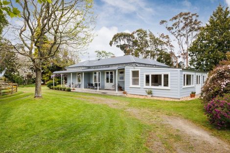 Photo of property in 11 Lawton Road, Feilding, 4775
