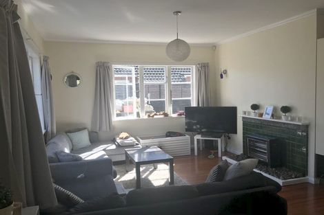 Photo of property in 267 Riverside Drive, Waterloo, Lower Hutt, 5011