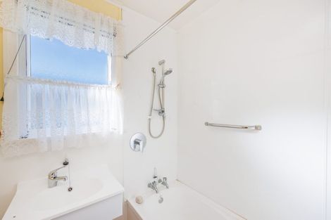 Photo of property in 35 Coventry Street, Highbury, Palmerston North, 4412