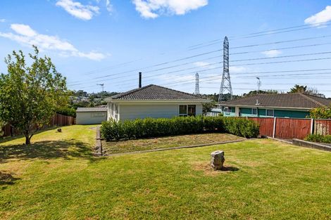 Photo of property in 16 Arlette Place, Massey, Auckland, 0614