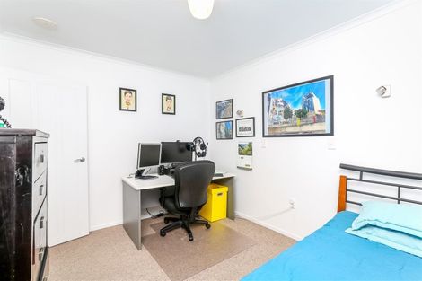 Photo of property in 264a Courtenay Street, Strandon, New Plymouth, 4312