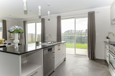 Photo of property in 14 Hehan Close, Cambridge, 3434