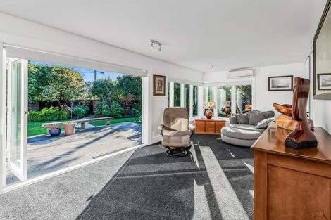 Photo of property in 11 Aynsley Terrace, Hillsborough, Christchurch, 8022