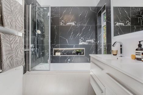 Photo of property in 10 Kilmister Avenue, Thorndon, Wellington, 6011